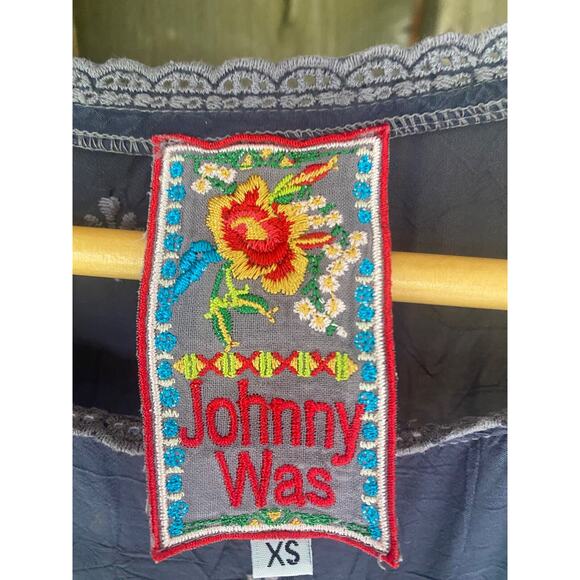 Johnny Was Embroidered Charcoal Gray Tunic XS Eyelet Lace Cupra Rayon - Picture 4 of 16